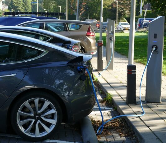 Geen laadpalen-gedoe bij jouw VvE!